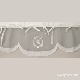Cantonniere blanche et Grise Sur-mesure Ambiance féminine