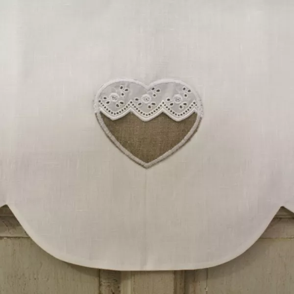 Cantonnière sur-mesure Coeur Brodé
